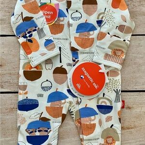 Magnetic Me Baby Onesie with Nature Print Hide N' Squeak Size Preemie